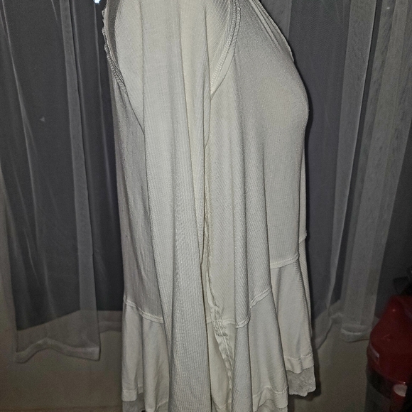 Blouse - Picture 3 of 4